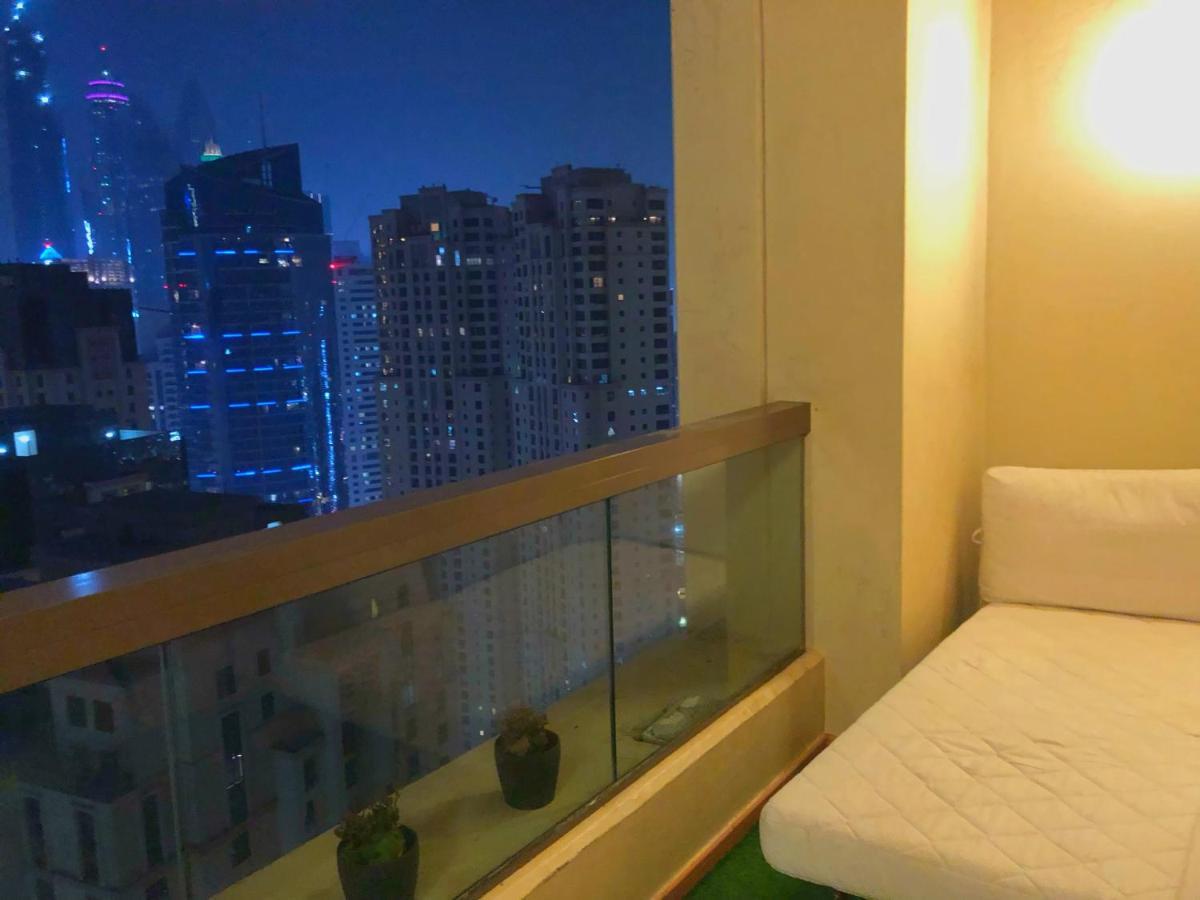 Dubai Eye Pansiyon Dış mekan fotoğraf